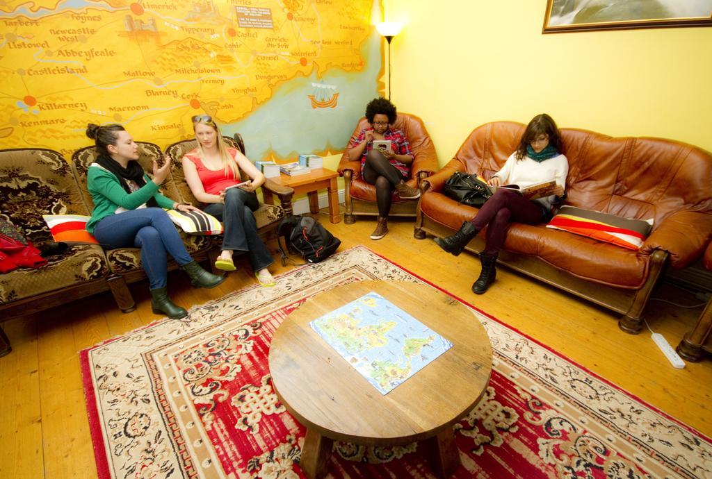 Cashel Holiday Hostel Extérieur photo